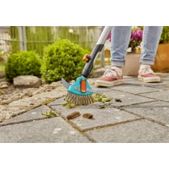 Combisysteem 3in1 Voegenkrabber/borstel - 9cm - Gardena -Tuin Verkoop combisysteem 3in1 voegenkrabber borstel 9cm gardena 5 4