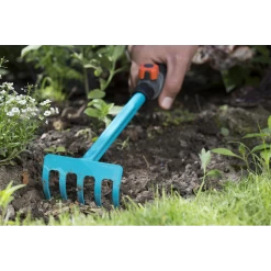 Combisysteem Handharkje - Gardena 7 Combisysteem Handharkje - Gardena -Tuin Verkoop combisysteem handharkje gardena 4 4