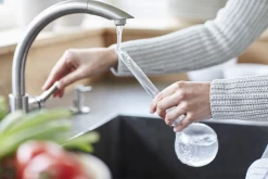 Aqua Care Elho - Transparant 8 Aqua Care Elho - Transparant -Tuin Verkoop elho aqua care transparant water geven 6 2