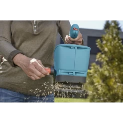 Handstrooier - M - Gardena 7 Handstrooier - M - Gardena -Tuin Verkoop handstrooier m gardena 3 4